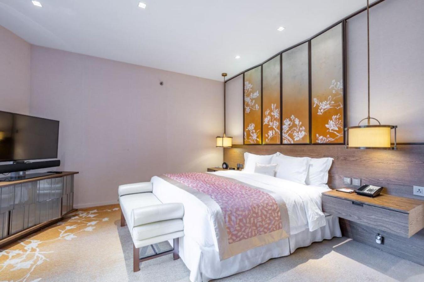 Hualuxe Shanghai Twelve At Hengshan Exterior photo